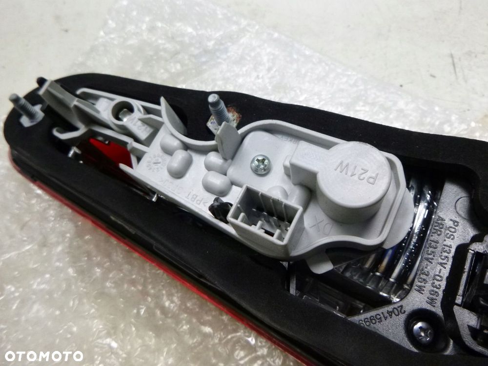 ALFA ROMEO GULIETTA LAMPA TYLNA TYŁ PRAWA W KLAPE - 12