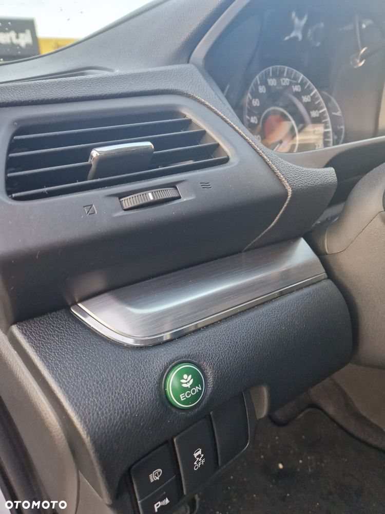 Honda CR-V 2.0 Elegance Plus (Honda Connect+) / (2WD) - 30