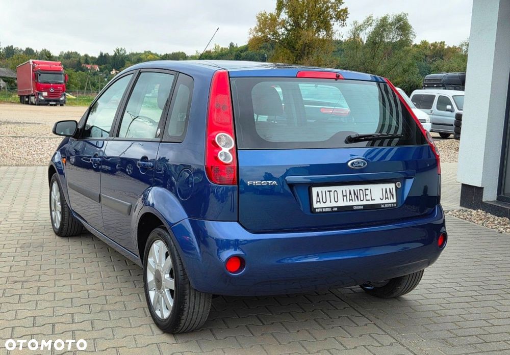 Ford Fiesta - 5