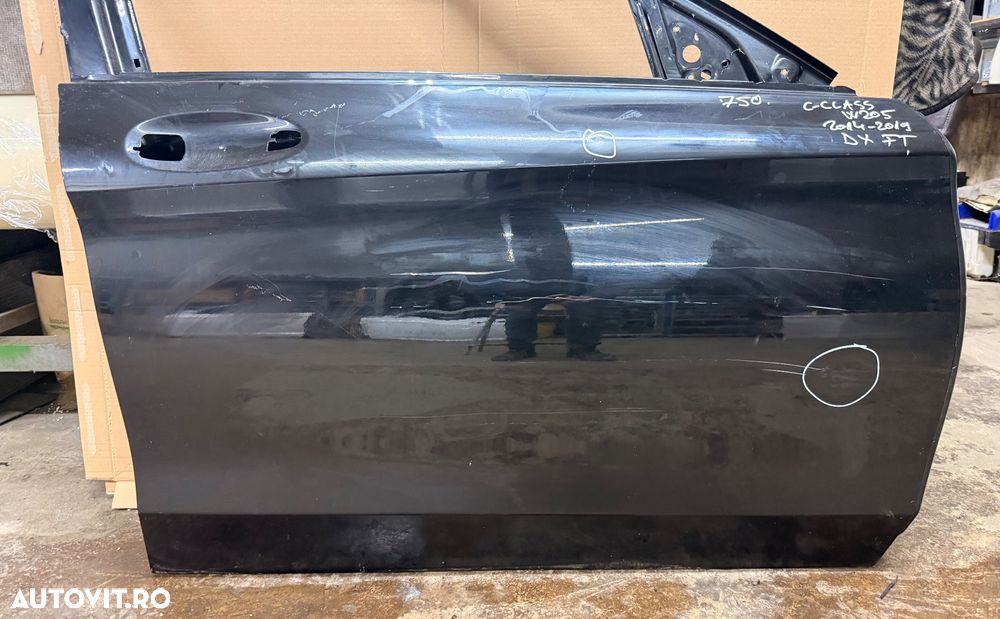Usa dreapta fata MERCEDES C-class W205 an 2014-2019 cu defect - 3