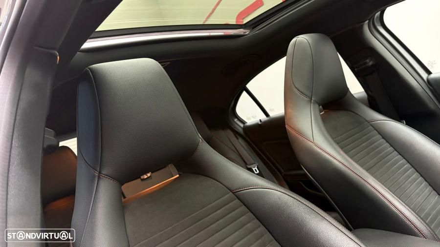 Mercedes-Benz A 180 - 21