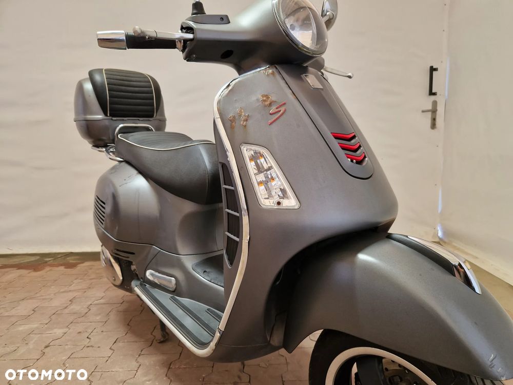 Piaggio Vespa - 26