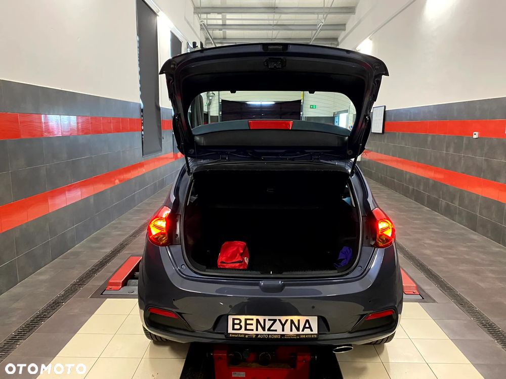 Kia Ceed 1.6 GDI XL DCT - 14