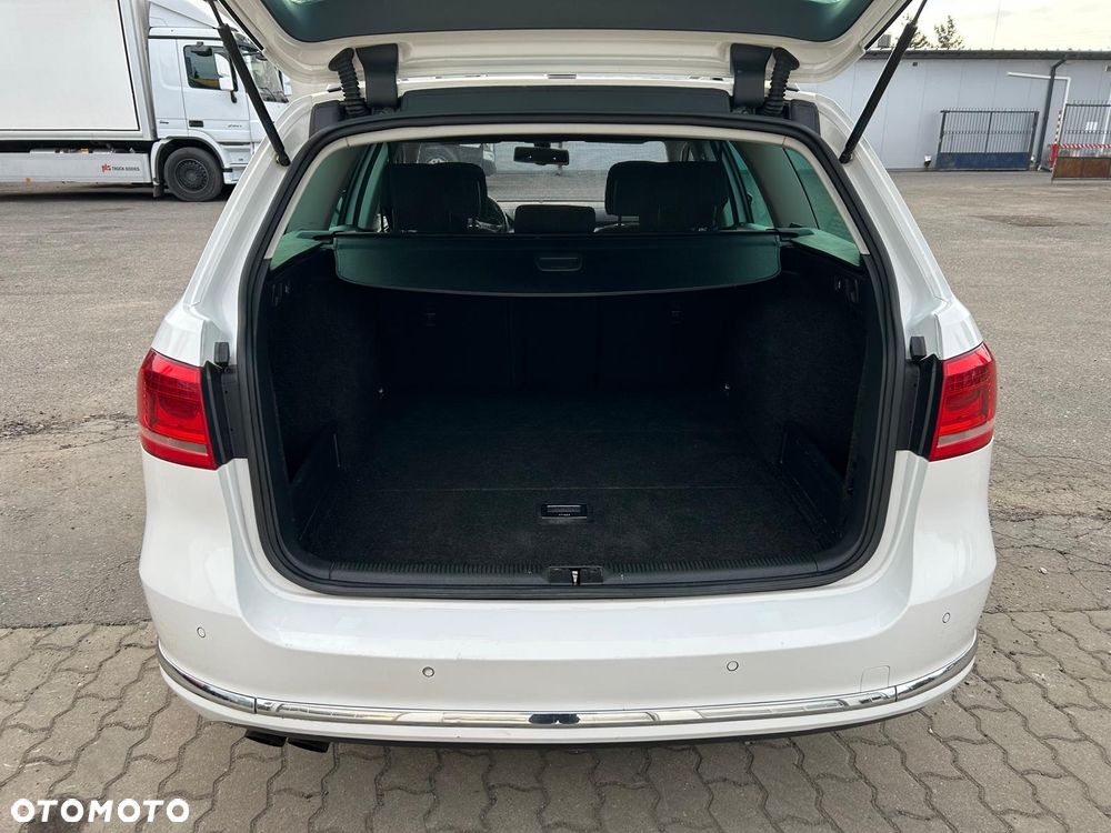 Volkswagen Passat 2.0 Blue TDI DSG SCR Comfortline - 15