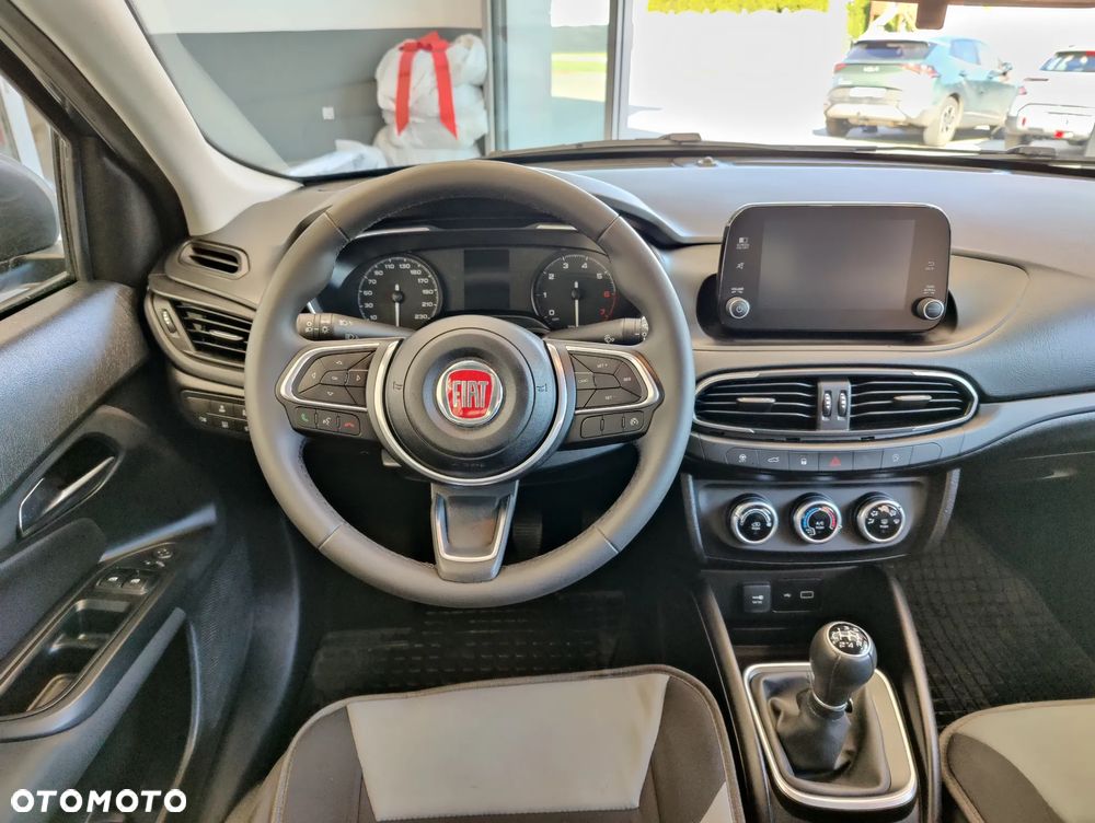 Fiat Tipo 1.0 T3 - 7
