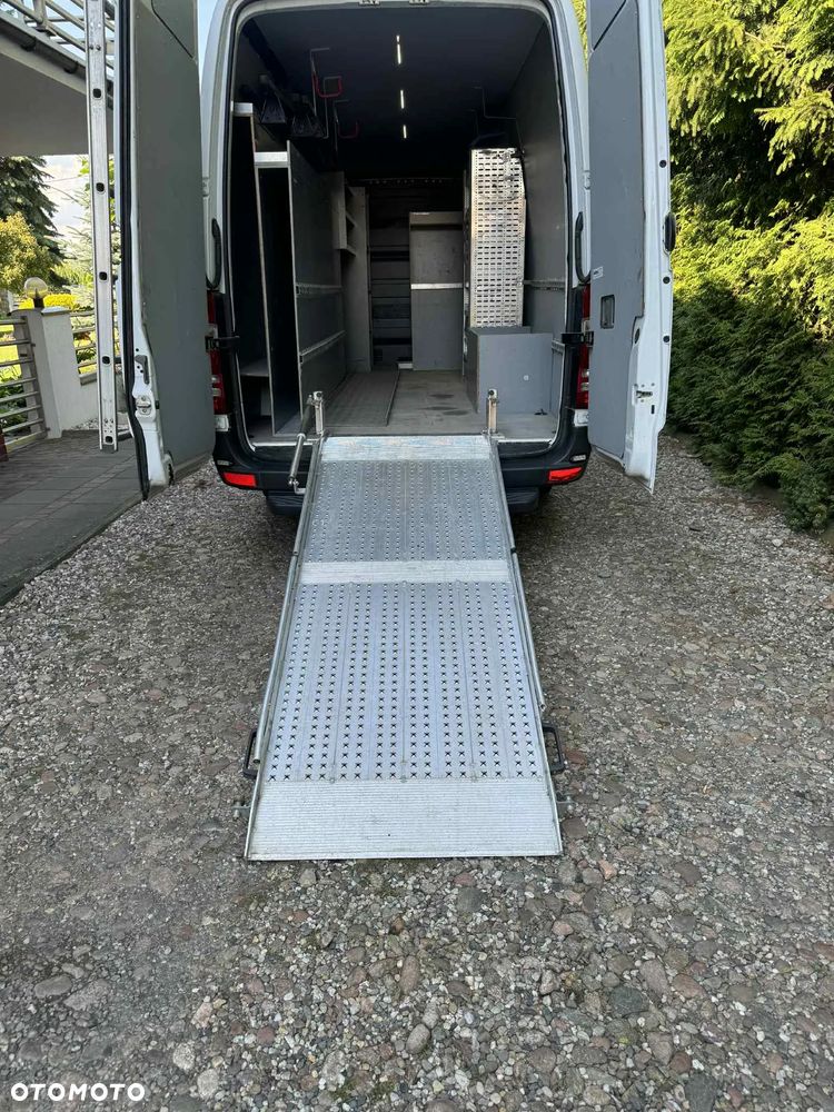 Mercedes-Benz SPRINTER - 14