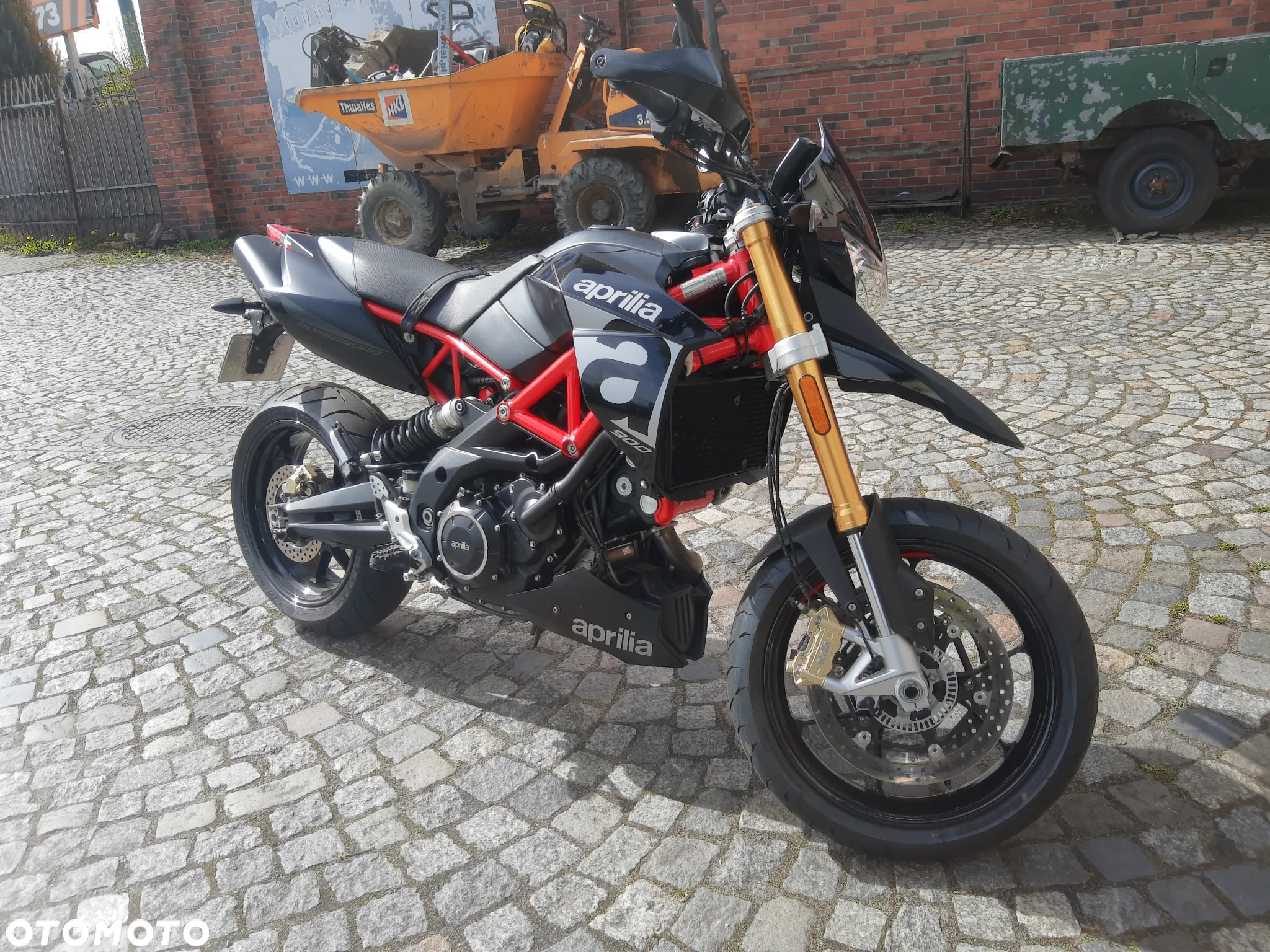 Aprilia Dorsoduro - 2