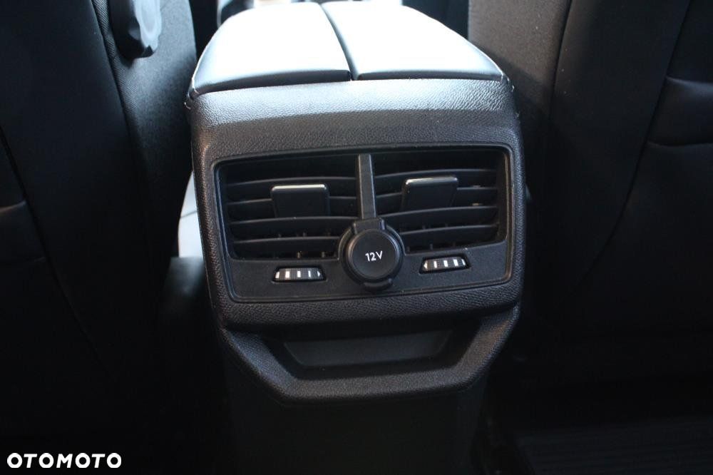 Peugeot 3008 - 31