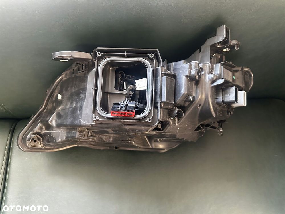 LAMPA PRAWA REFLEKTOR PRAWY FULL LED PEUGEOT 308 III 3 2021- 9851673580 - 12