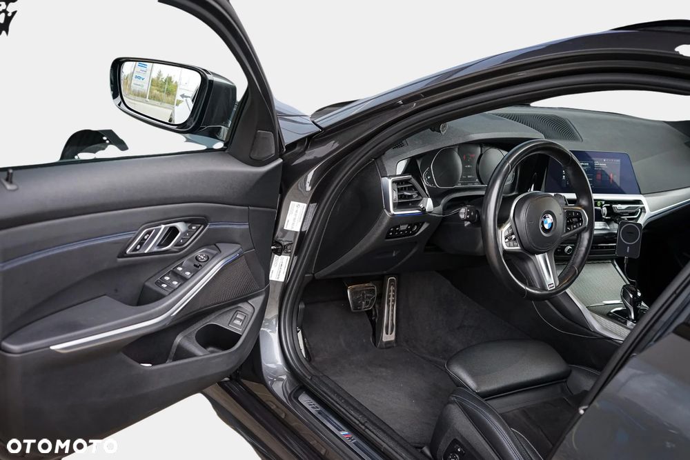 BMW Seria 3 330i M Sport sport - 6