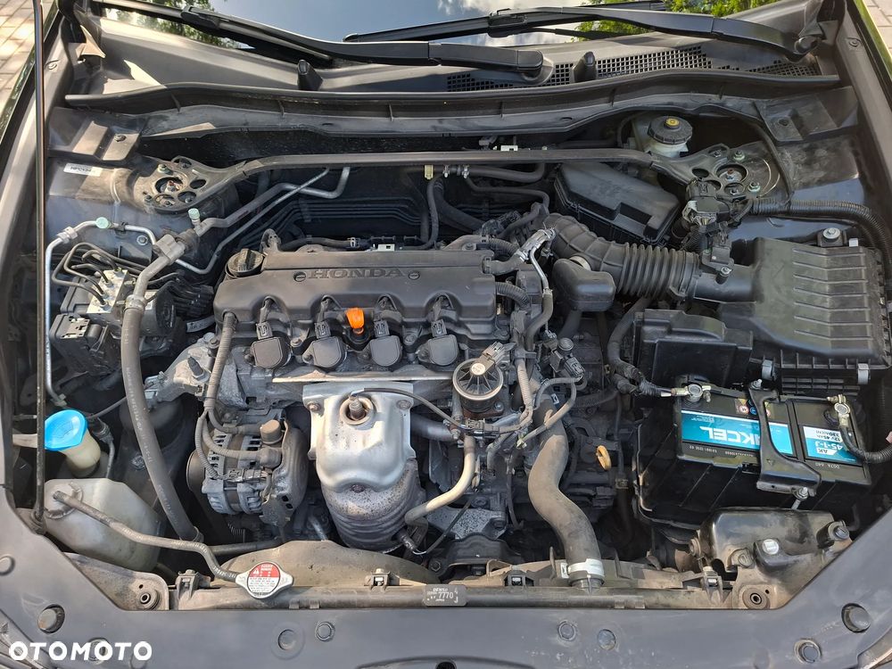 Honda Accord 2.0 Lifestyle - 21