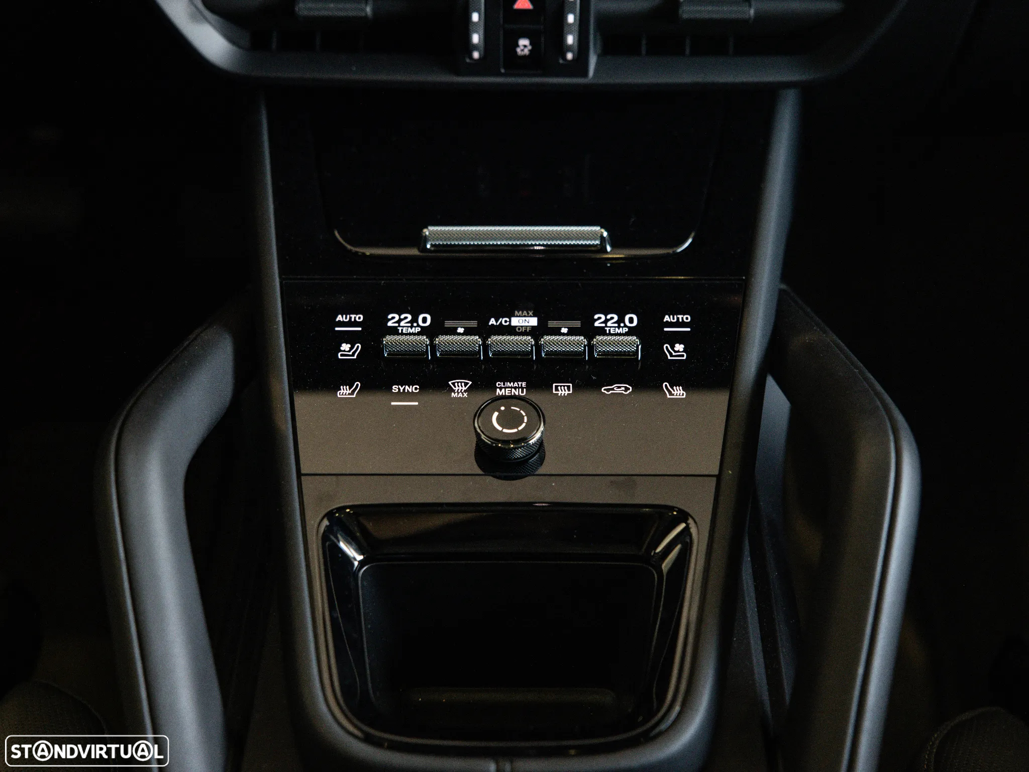 Porsche Cayenne Coupé E-Hybrid - 39