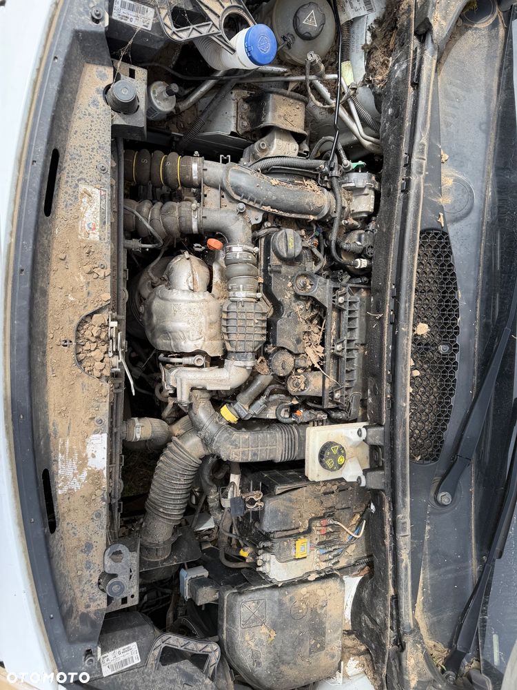 Peugeot Partner - 8