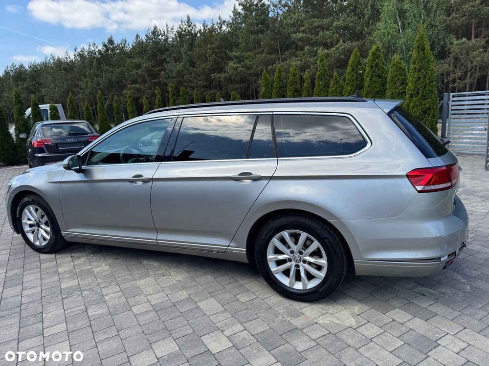 Volkswagen Passat Variant 2.0 TDI SCR BlueMotion Comfortline - 4
