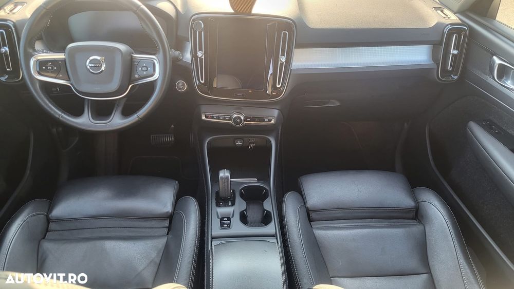 Volvo XC 40 D3 Momentum Pro - 11