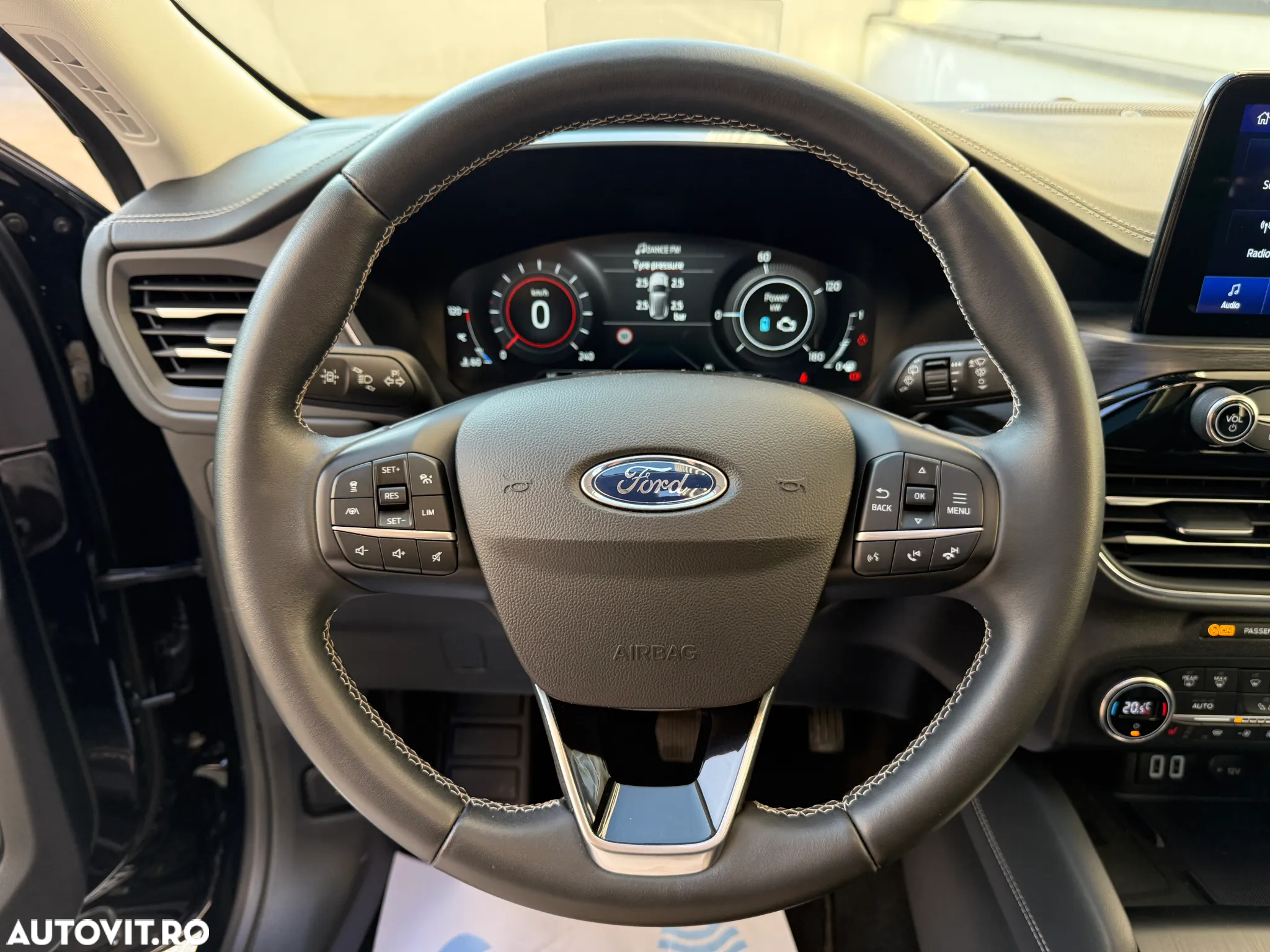 Ford Kuga 2.5 Duratec PHEV Vignale - 7
