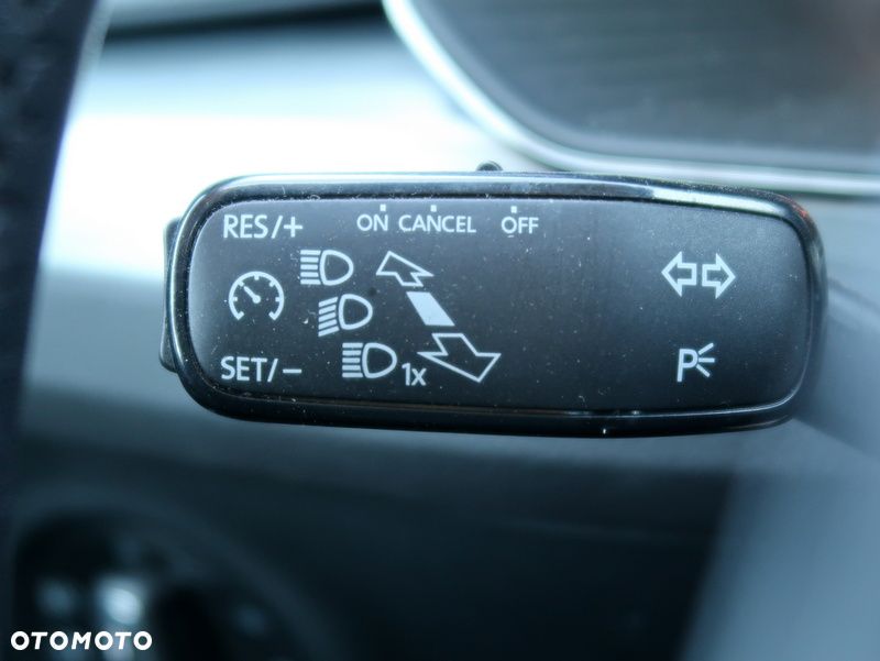 Skoda Superb 2.0 TDI SCR Ambition DSG - 23