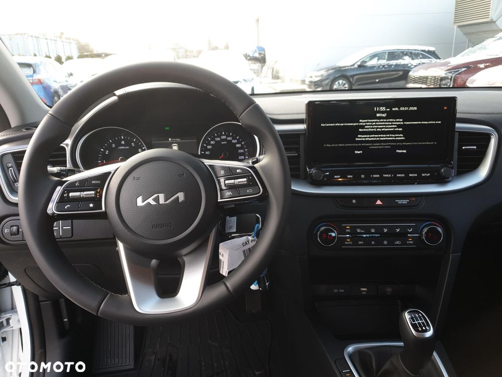 Kia Ceed 1.5 T-GDI M - 13