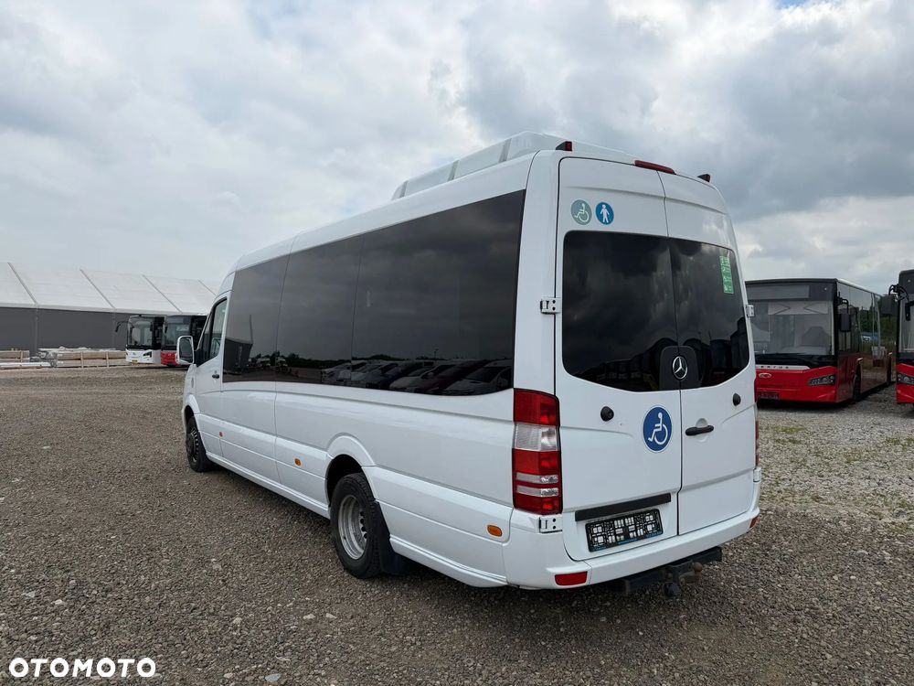 Mercedes-Benz Sprinter 519 - 8