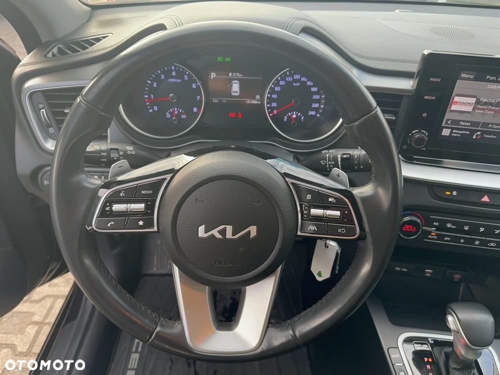 Kia Ceed 1.5 T-GDI M DCT - 14