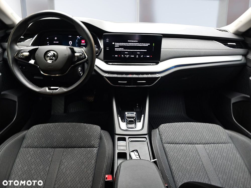 Skoda Octavia 2.0 TDI Style DSG - 6