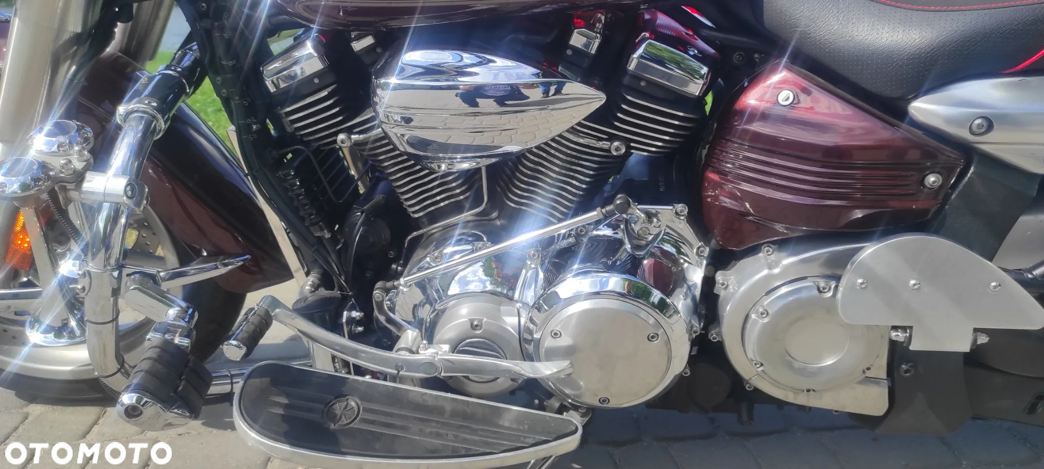 Yamaha Road Star - 2