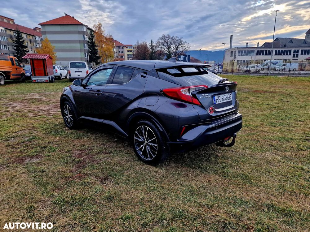 Toyota C-HR - 4