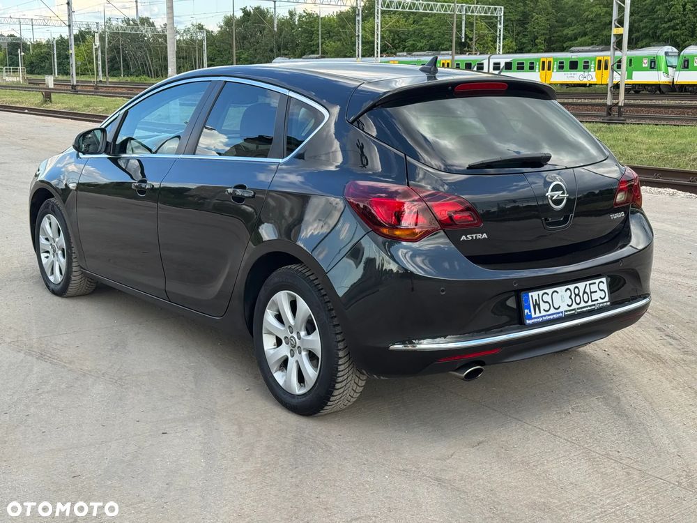 Opel Astra 1.4 Turbo Exklusiv - 3