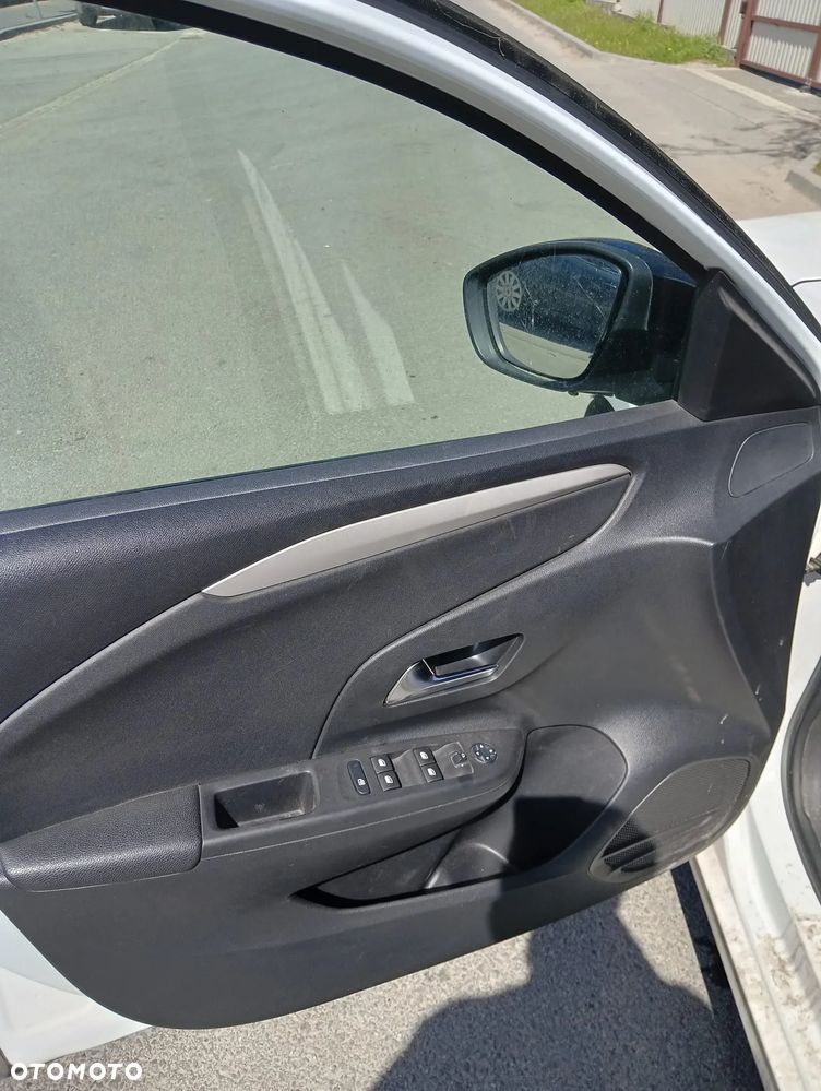 Opel Corsa - 17