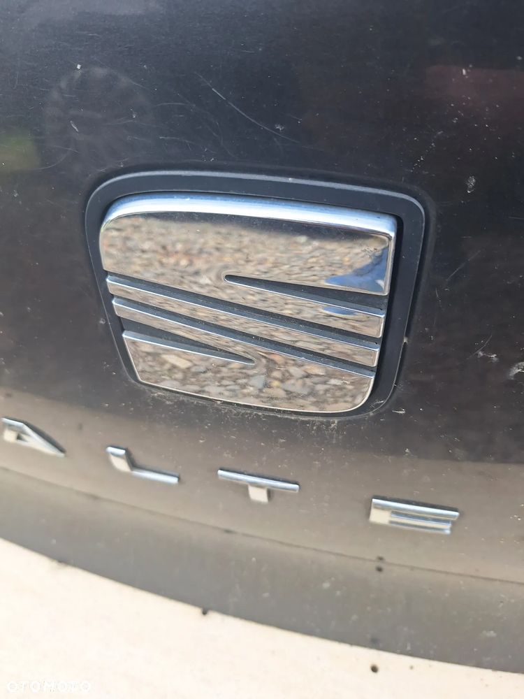 ZAMEK ,KLAMKA ,LOGO  TYLNEJ KLAPY  - SEAT ALTEA - 1
