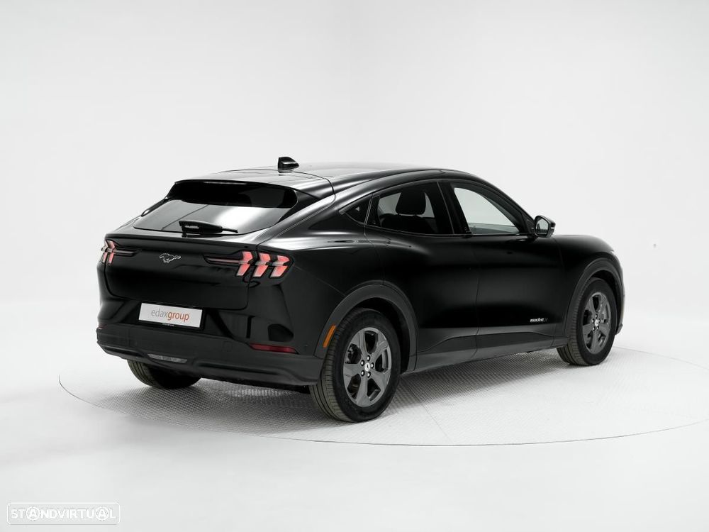 Ford Mustang Mach-E Alargada - 3