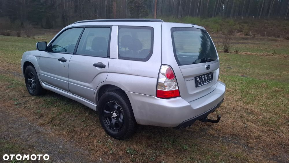 Subaru Forester 2.0X Trend - 4