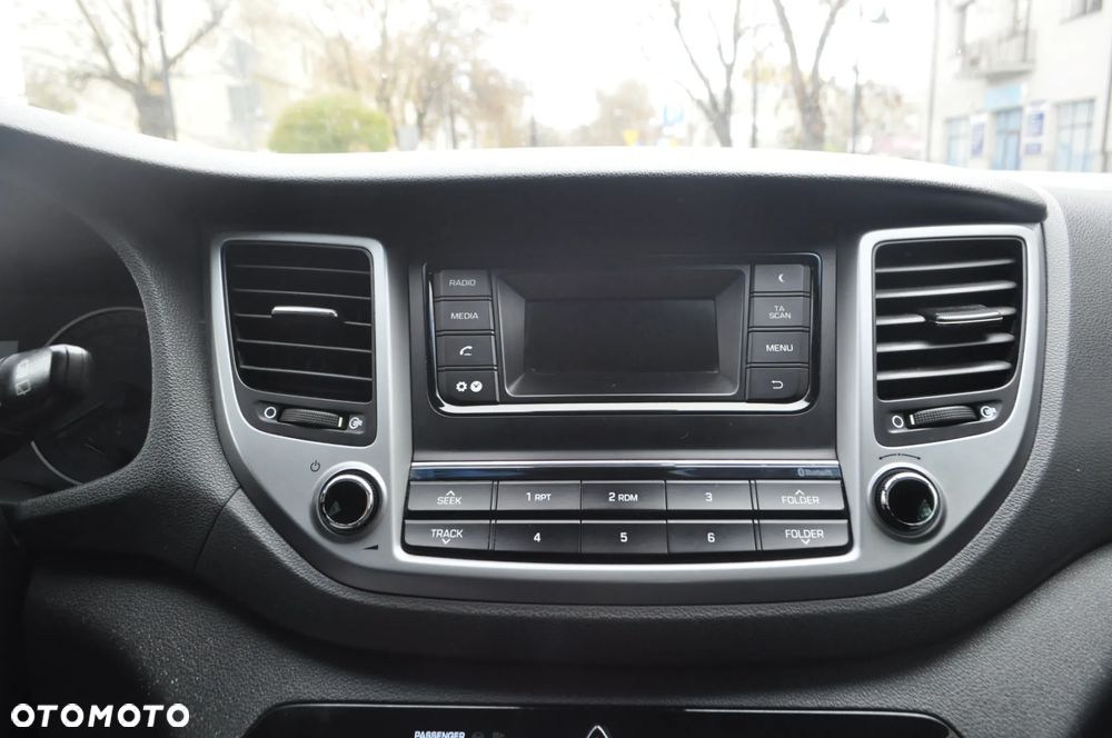 Hyundai Tucson 1.7 CRDI BlueDrive Comfort 2WD - 15