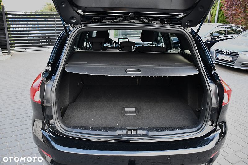 Ford Focus 1.5 EcoBlue Start-Stopp-System ST-LINE X - 22