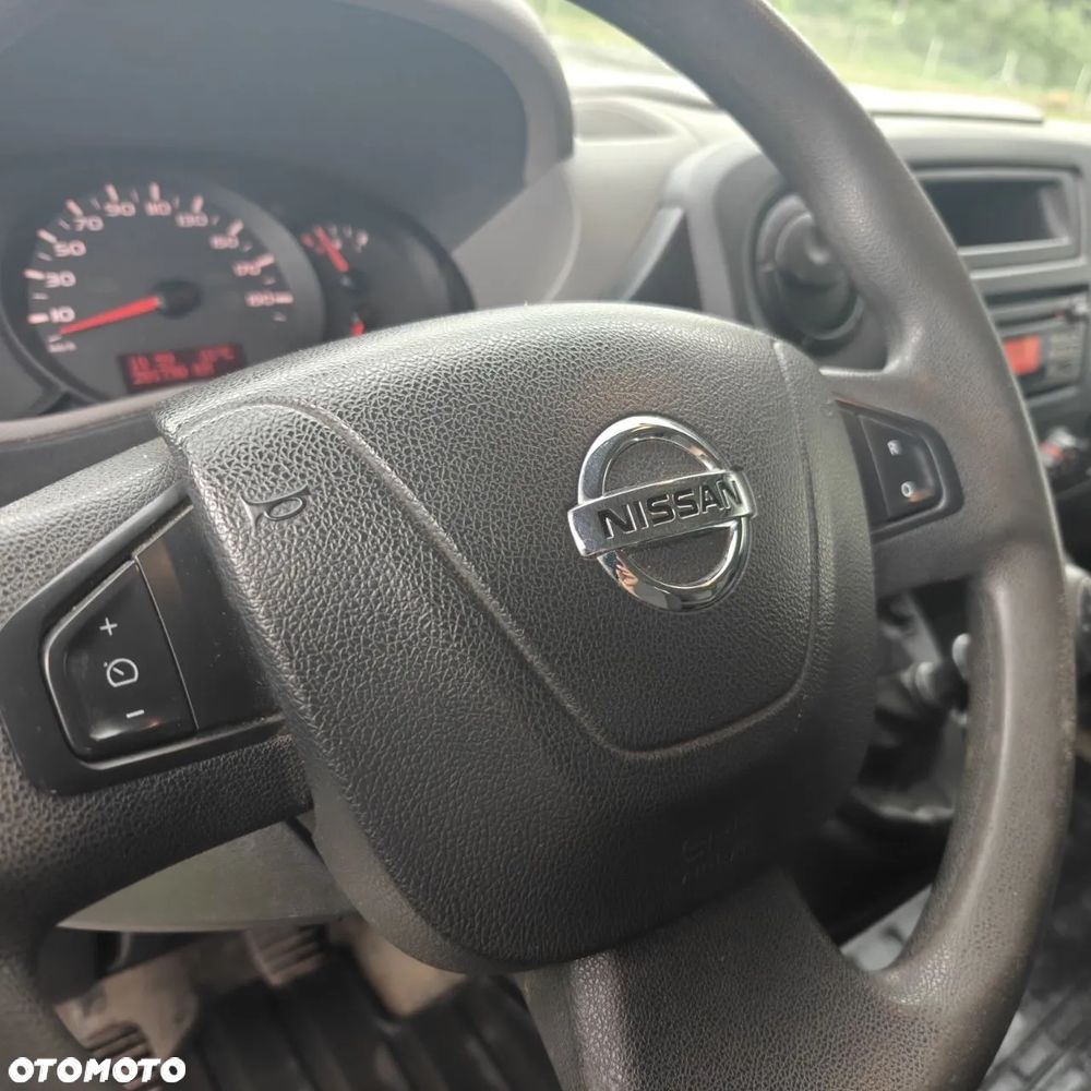 Nissan NV400 - 8
