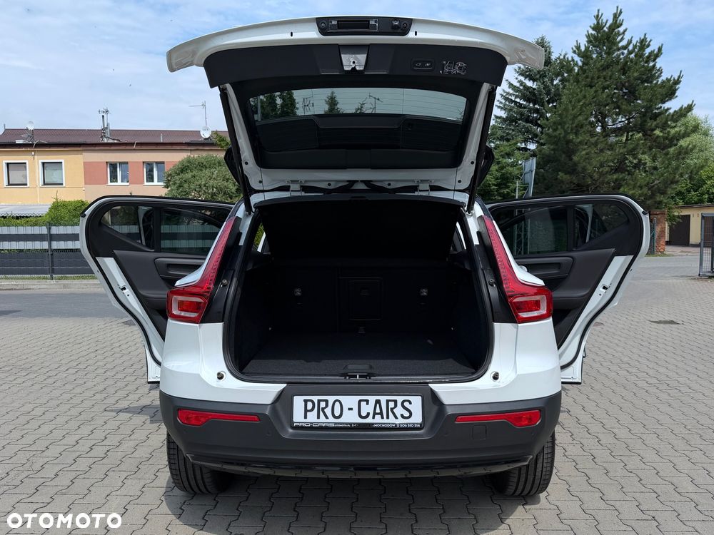 Volvo XC 40 B4 B AWD DKG RDesign - 15