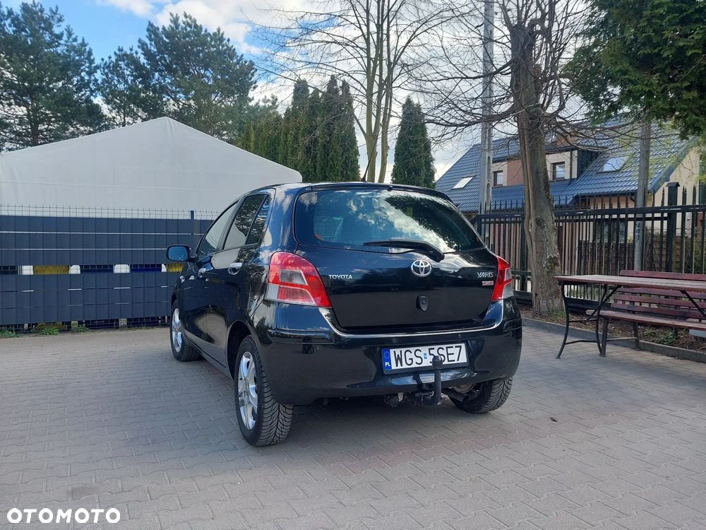 Toyota Yaris 1.33 Sol - 3