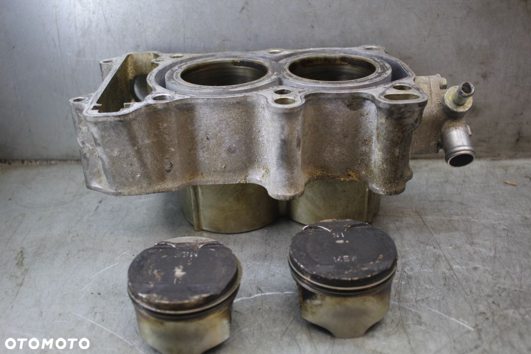 Honda SWT Silver Wing 400 Cylinder tłoki tłok komplet - 2
