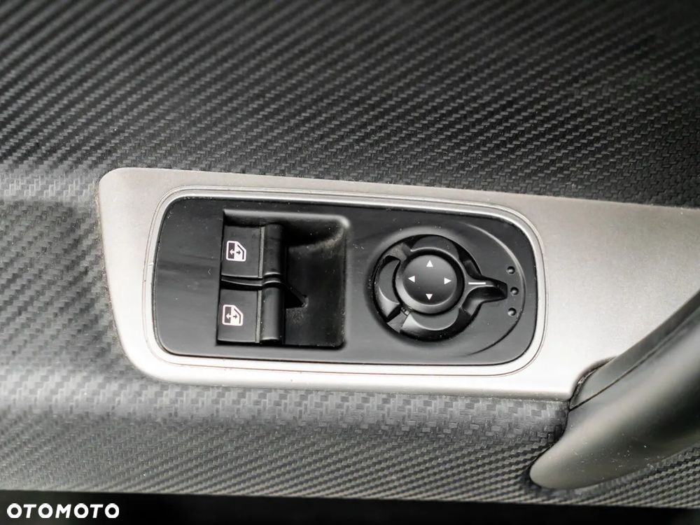 Alfa Romeo Mito - 17