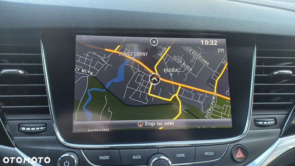 Opel Astra 1.6 T Elite S&S - 12