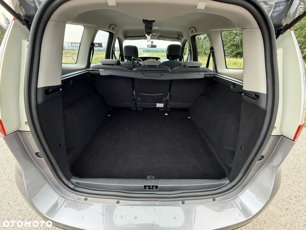 Renault Grand Scenic - 14