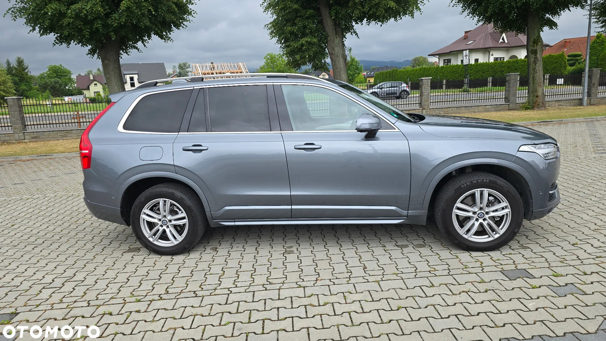 Volvo XC 90 D5 AWD Geartronic Momentum - 23