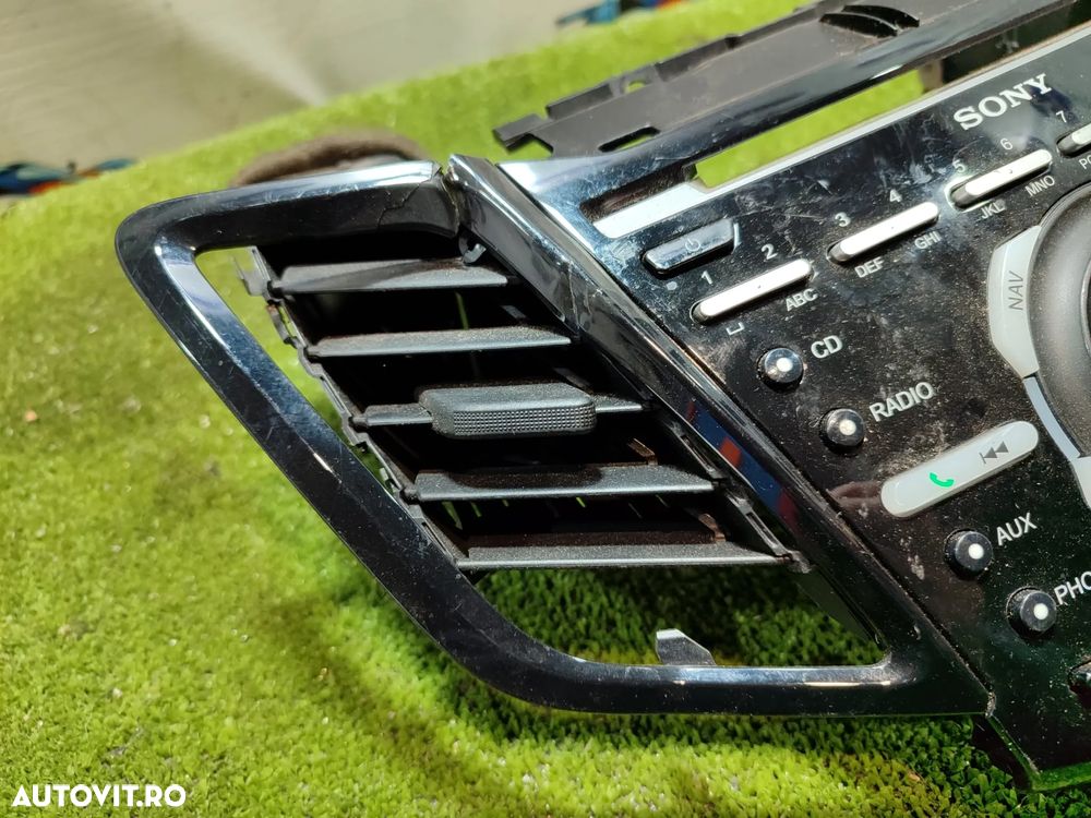 CONSOLA CENTRALA GRILA VENTILATIE / COMENZI AUDIO FORD FIESTA 7 ST SPORT COUPE 1.6 BENZINA BERLINA 3 PORTIERE 2013 COD OEM C1BT-18K811-TA / 8A61-A018B08-AF / 2012-2019 - 3