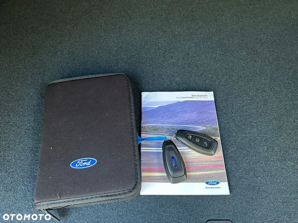 Ford C-MAX 1.6 EcoBoost Titanium - 29