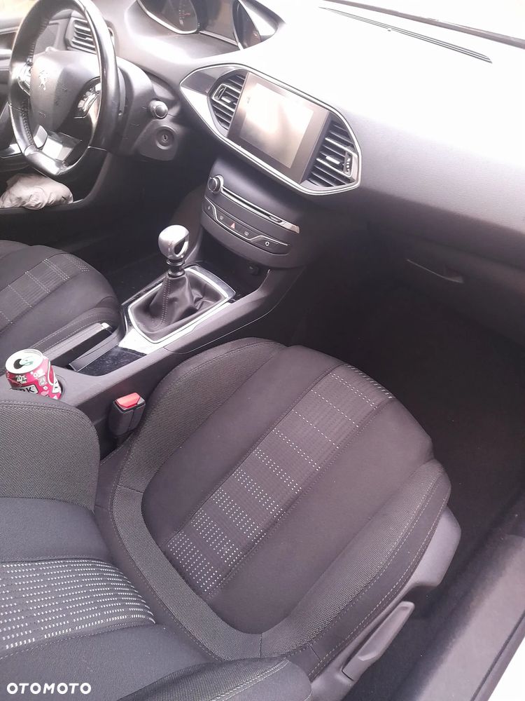 Peugeot 308 - 12
