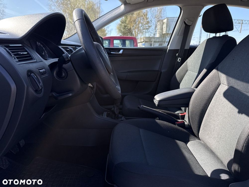 Skoda RAPID 1.4 TDI DPF Ambition - 13