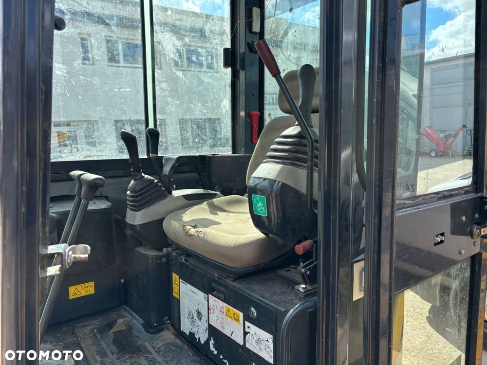 Komatsu Pc26 Mr-3 - 8