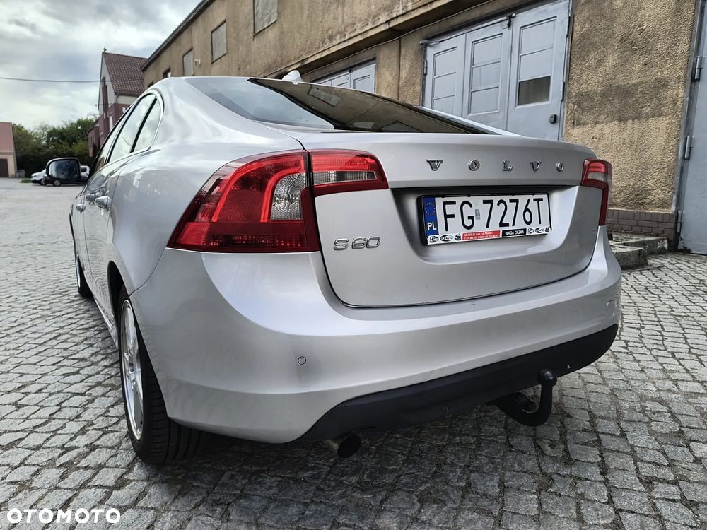 Volvo S60 D3 - 4