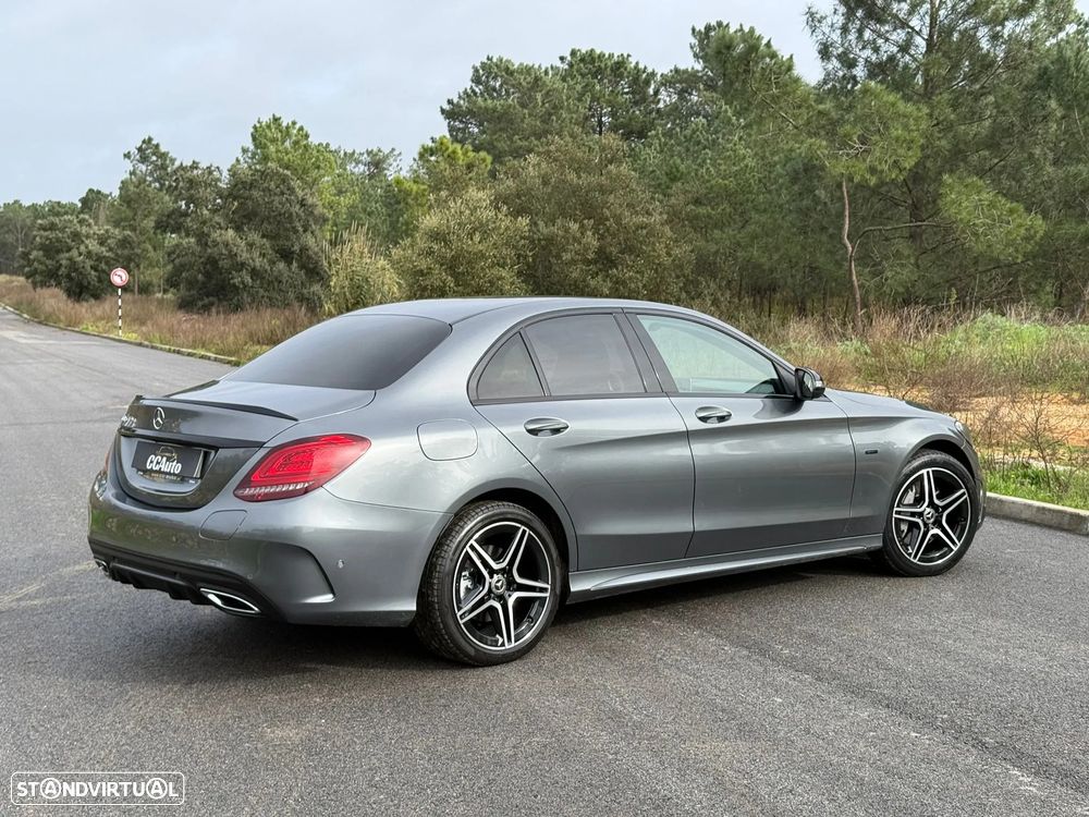 Mercedes-Benz C 300 de AMG Line - 21