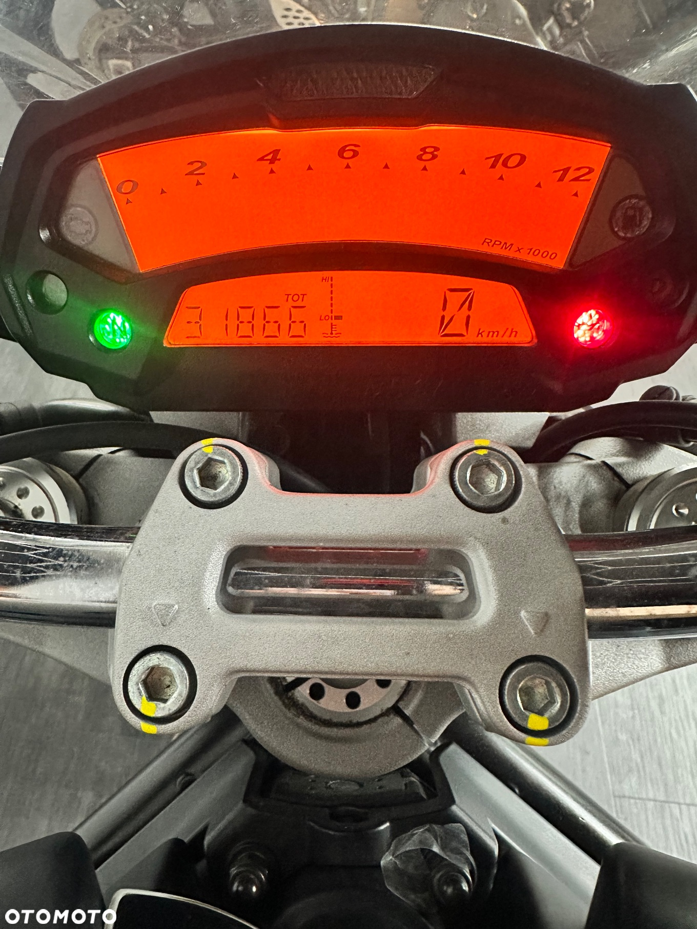 Ducati Monster - 22